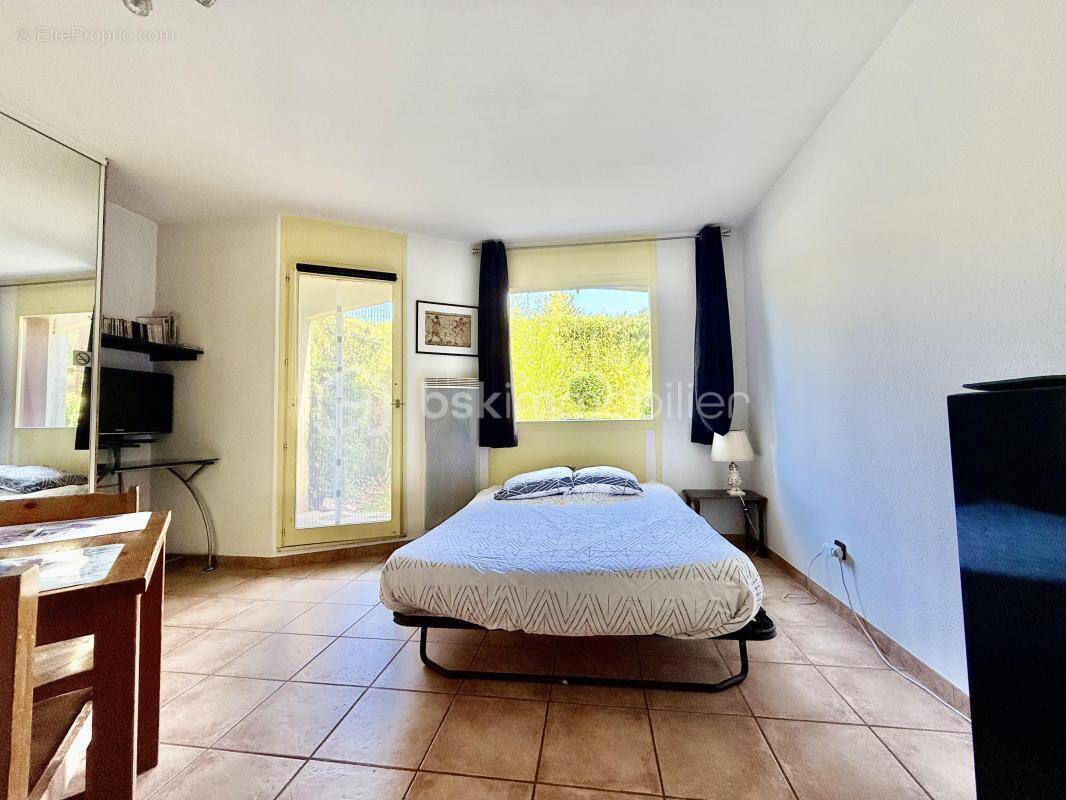 Appartement à GREOUX-LES-BAINS