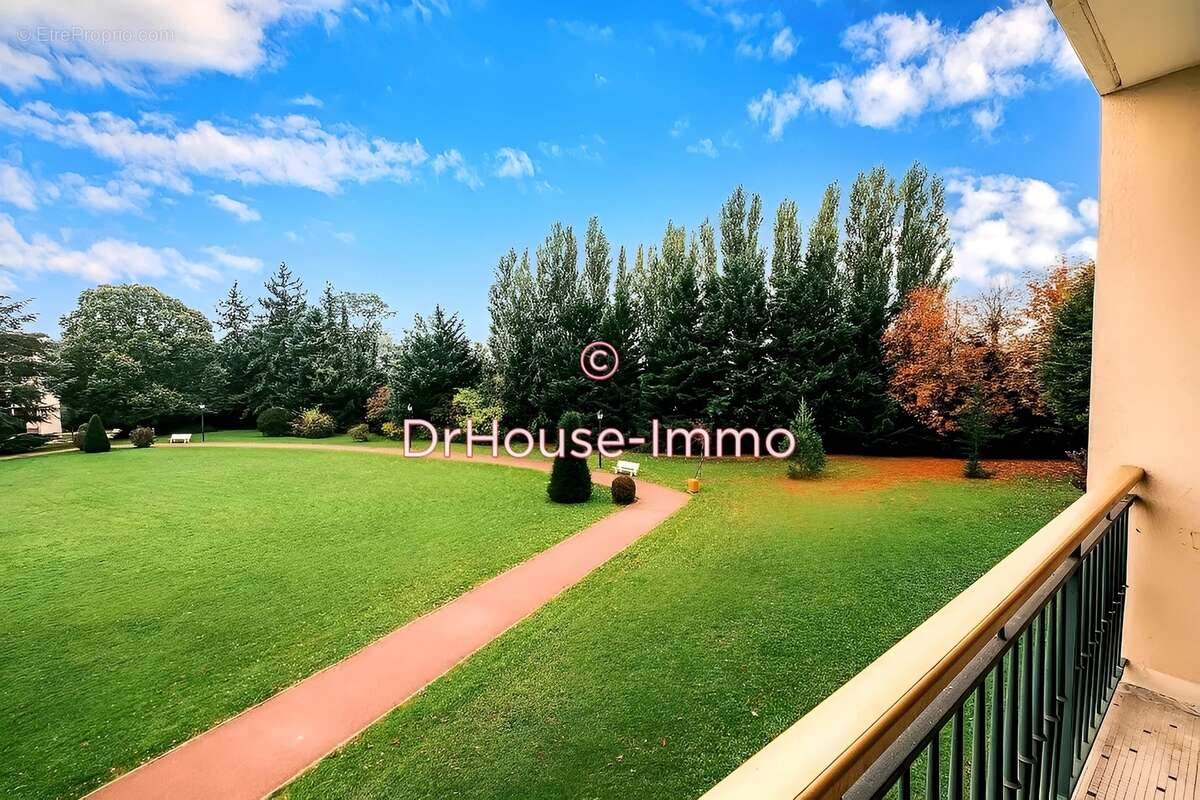 Appartement à NOISY-LE-ROI