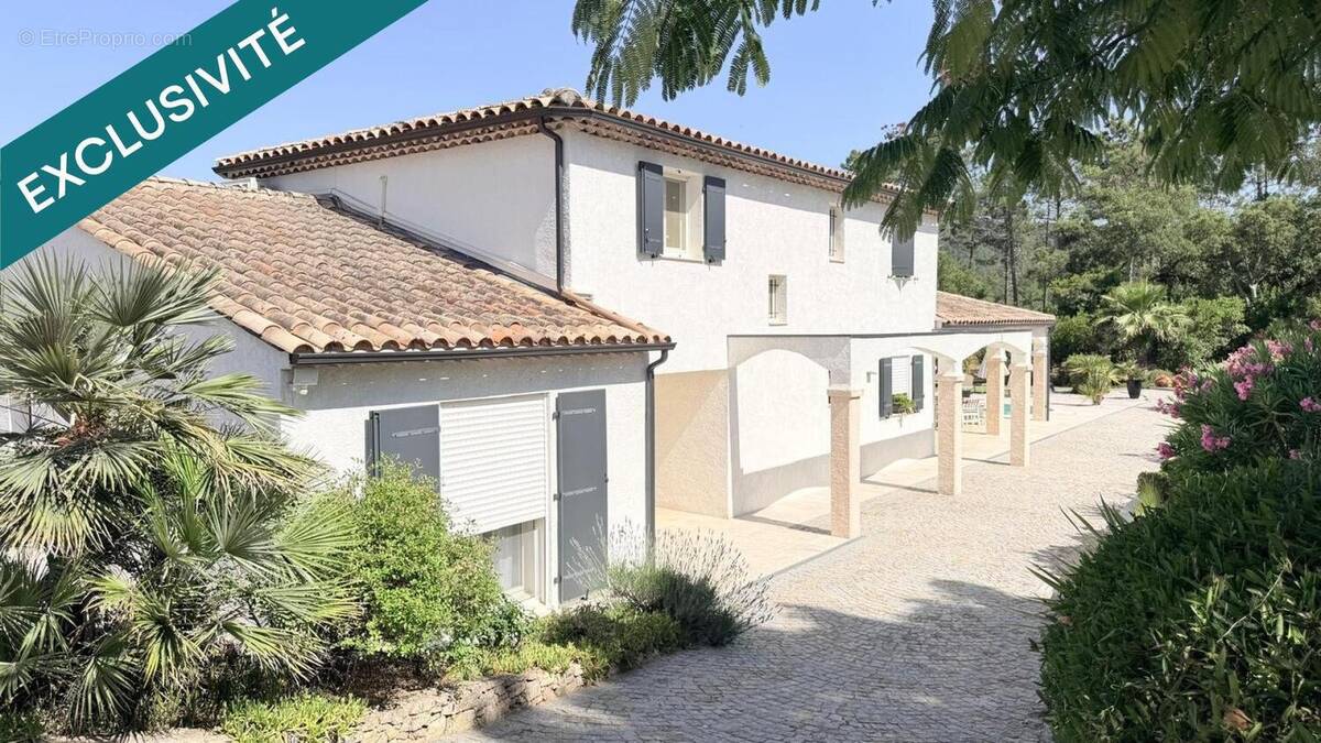 Photo 1 - Maison à SAINTE-MAXIME