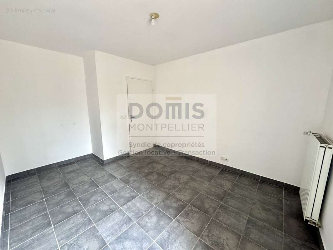 Appartement à JUVIGNAC