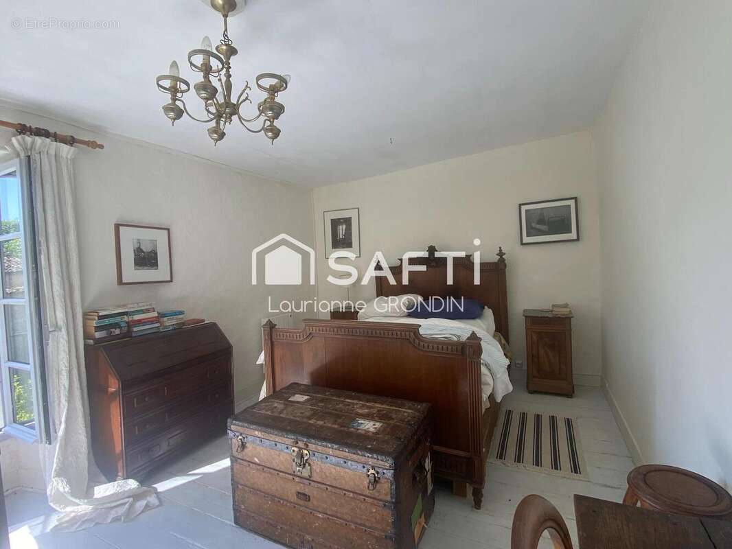 Maison 281 m² à Mazeray  - photo 8