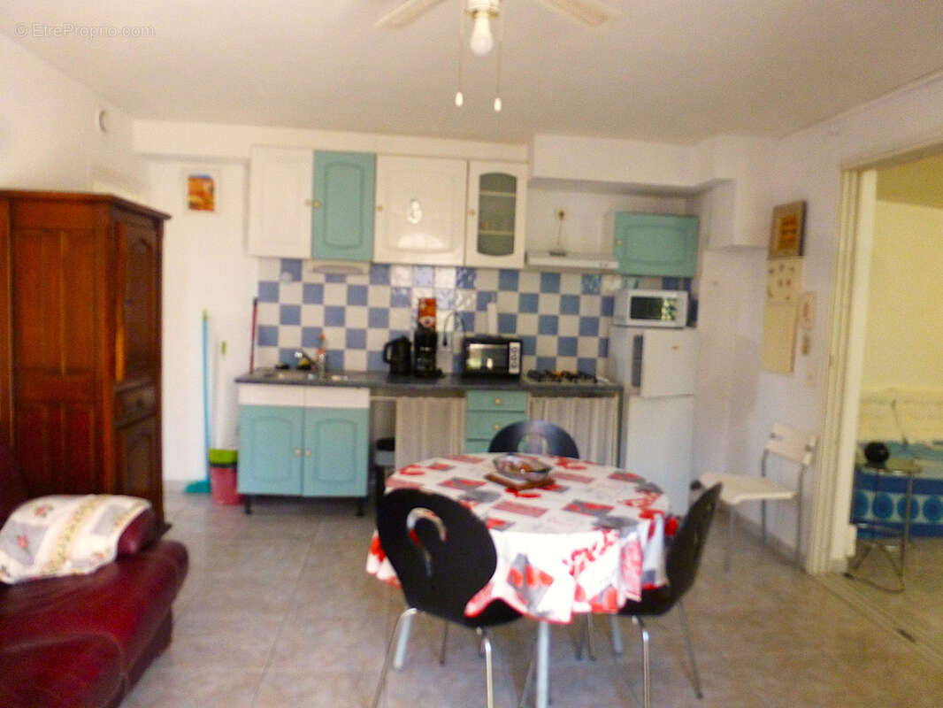 Immeuble de rapport à 250m de la plage !! - photo 9