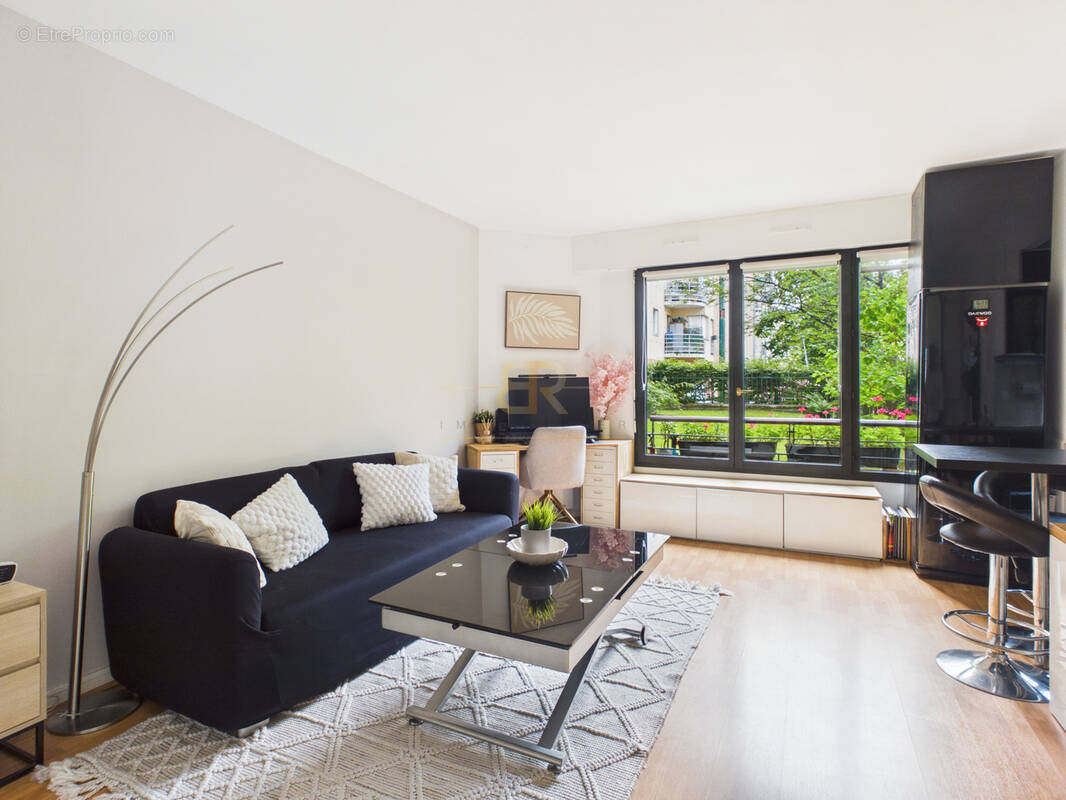 Appartement à ISSY-LES-MOULINEAUX