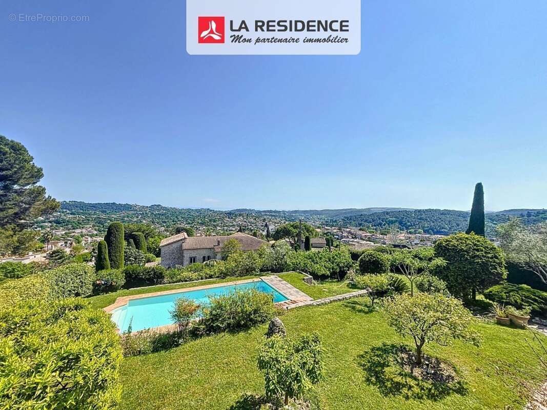 Maison à LA COLLE-SUR-LOUP