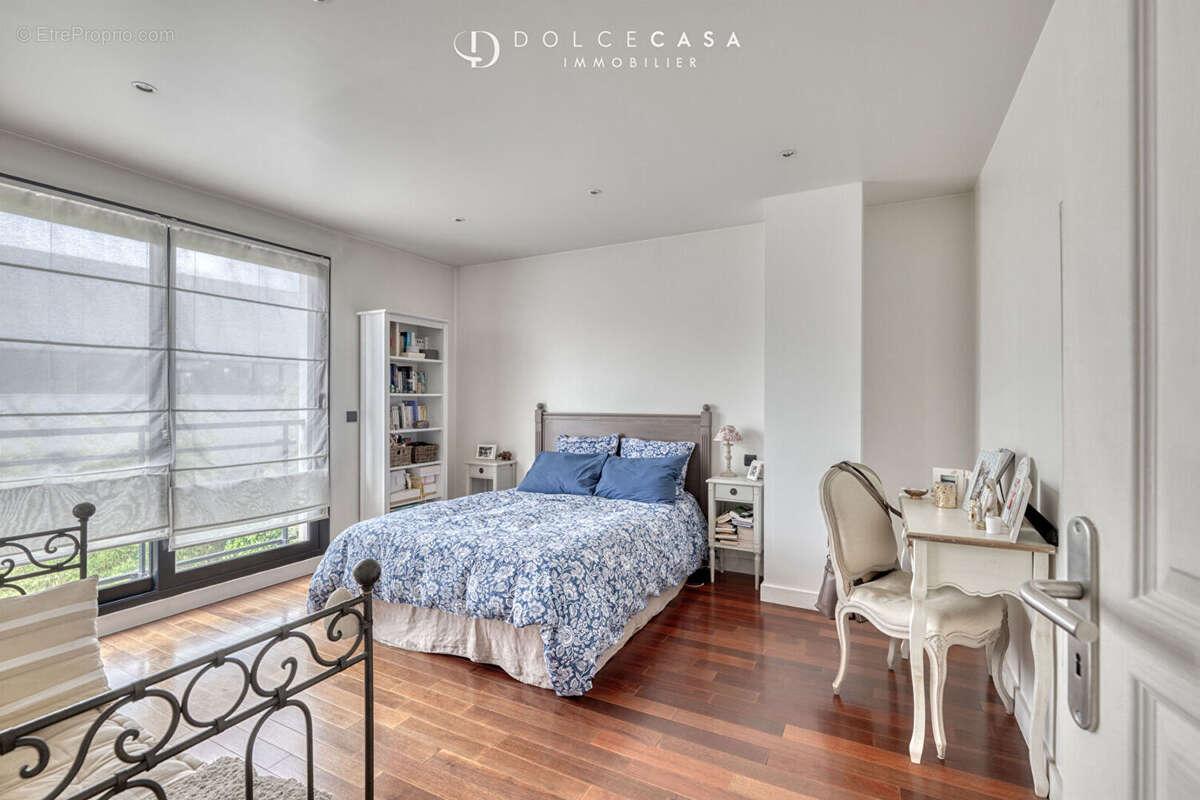 Maison à BRY-SUR-MARNE