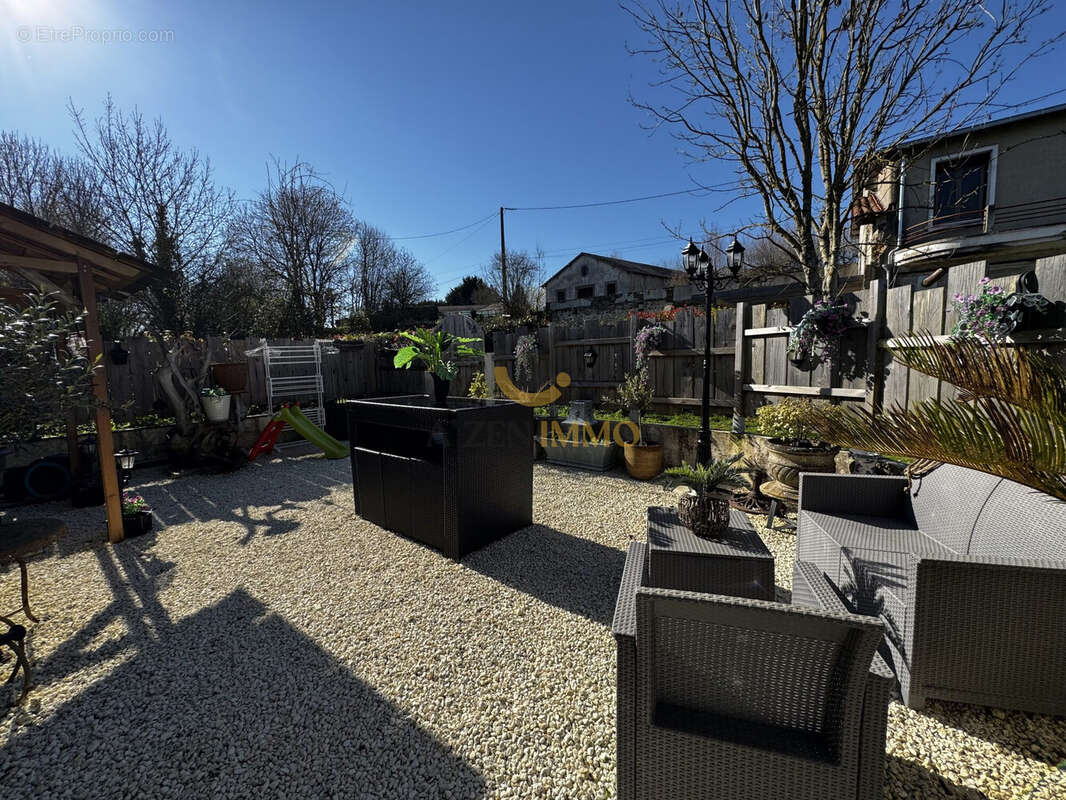 Maison à SAINT-PARDOUX