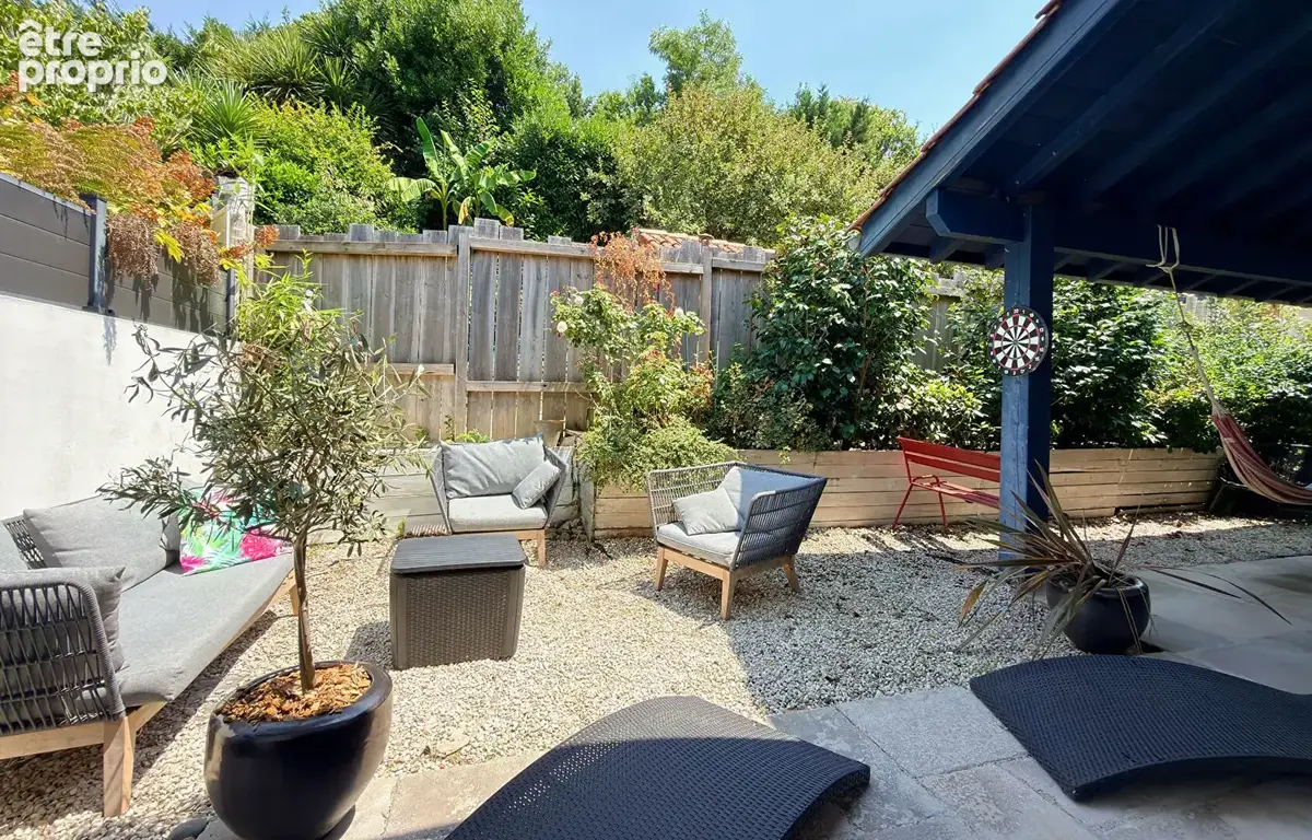 Maison T5 de 137 m2 avec jardin et garage fermé à Bayonne limite Anglet - photo 3