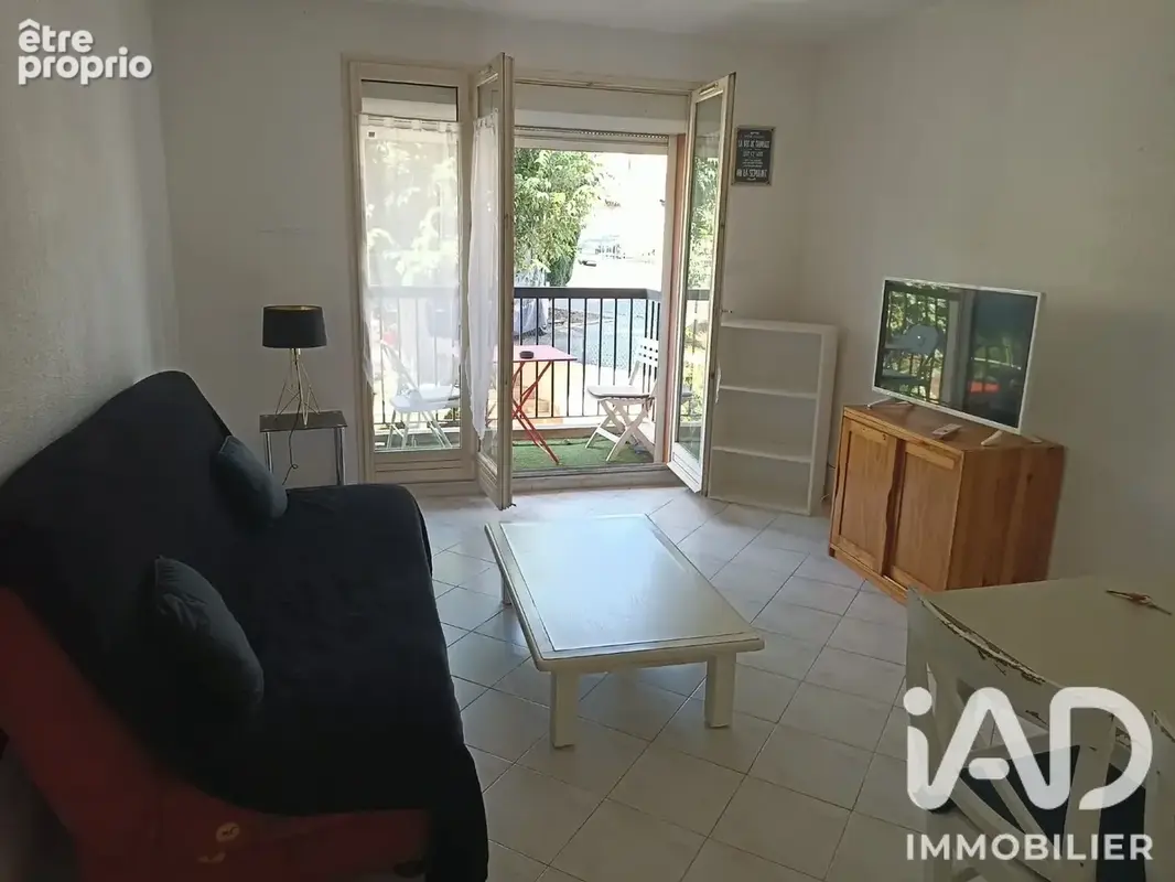 Photo 1 - Appartement à ROQUEBRUNE-SUR-ARGENS