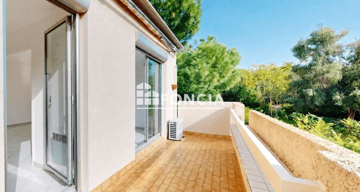 NICE OUEST - 5 pièces traversant de 108 m2 - 2 terrasses - Garage - photo 6