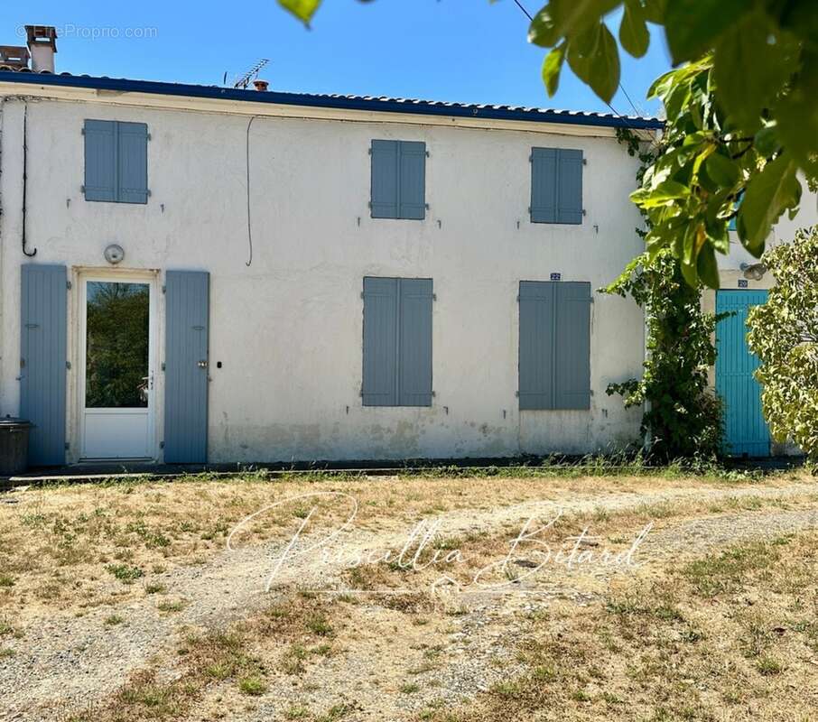 Le charme d'un environnement verdoyant allié au confort d'une maison familiale - photo 14