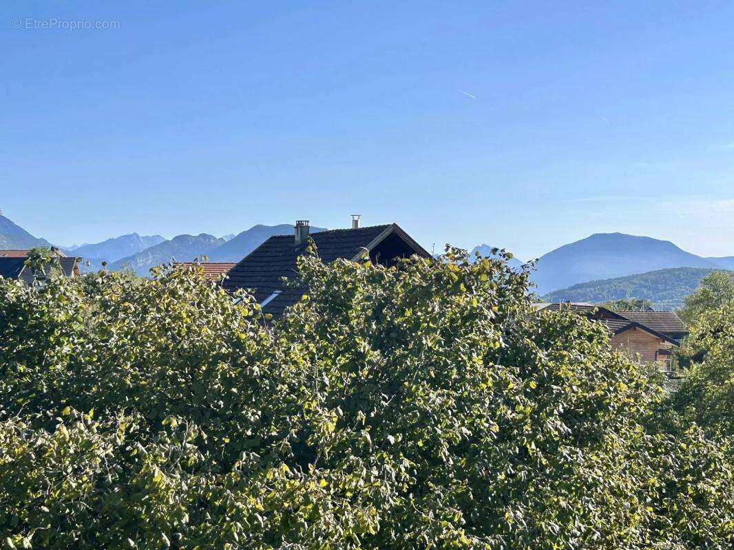 Appartement à GROISY