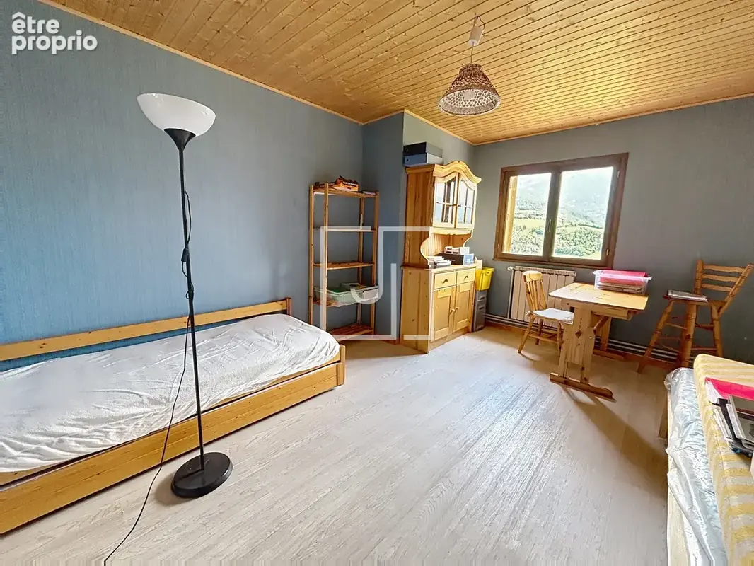 Viager occupé avec réserve d'usufruit   Propriété de 216 m2 composée de 3 appartements   Barcelonnette (04400) - photo 15