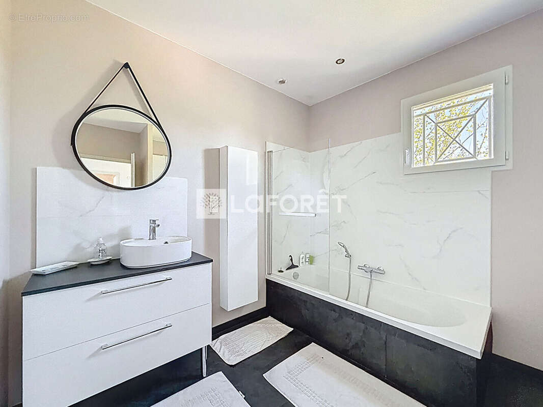 Maison à VILLEBRUMIER