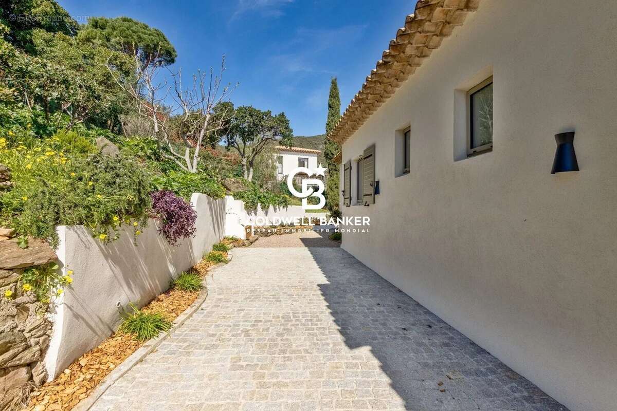 Maison à CAVALAIRE-SUR-MER