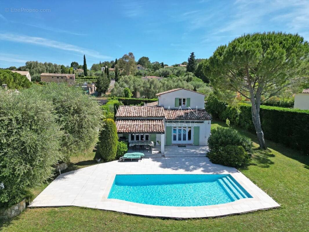 Maison à LE ROURET