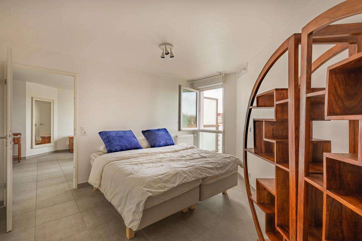 Appartement à CHENNEVIERES-SUR-MARNE