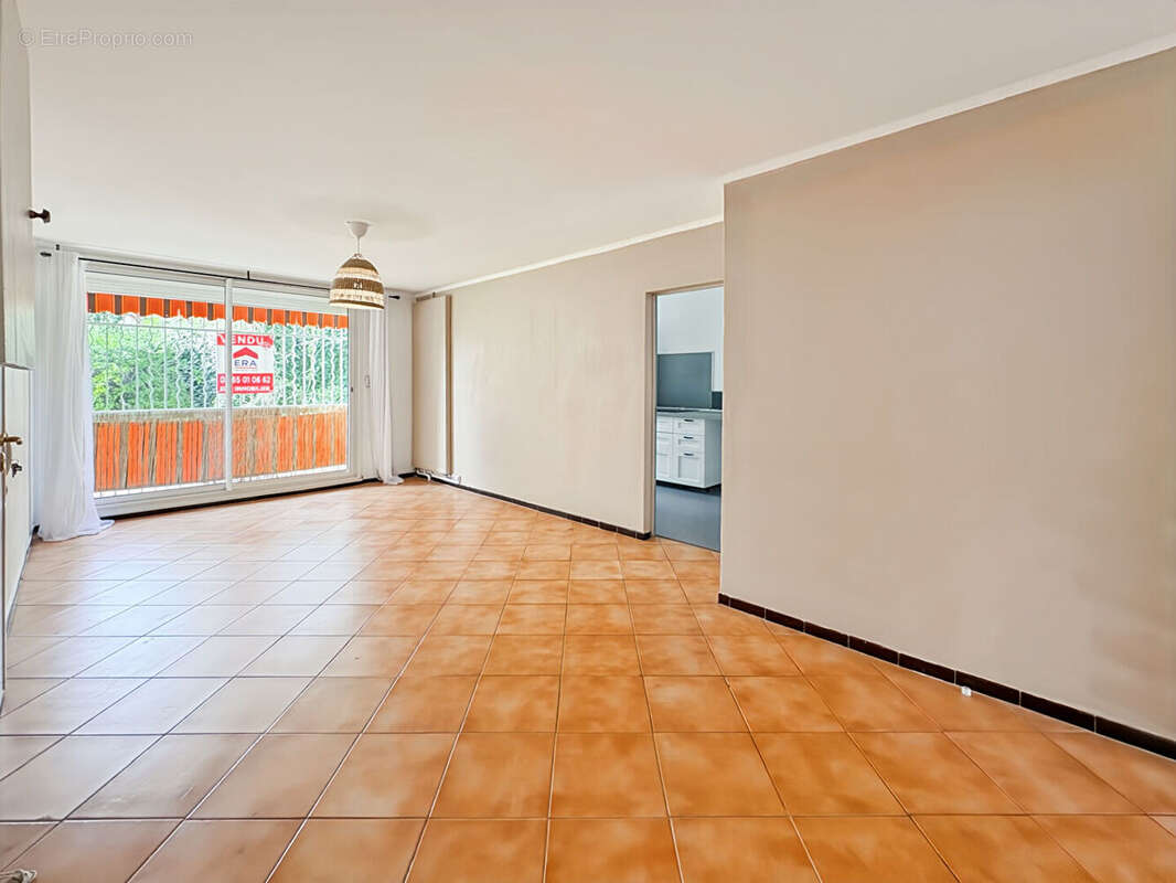 Appartement 60m² à marignane - photo 3