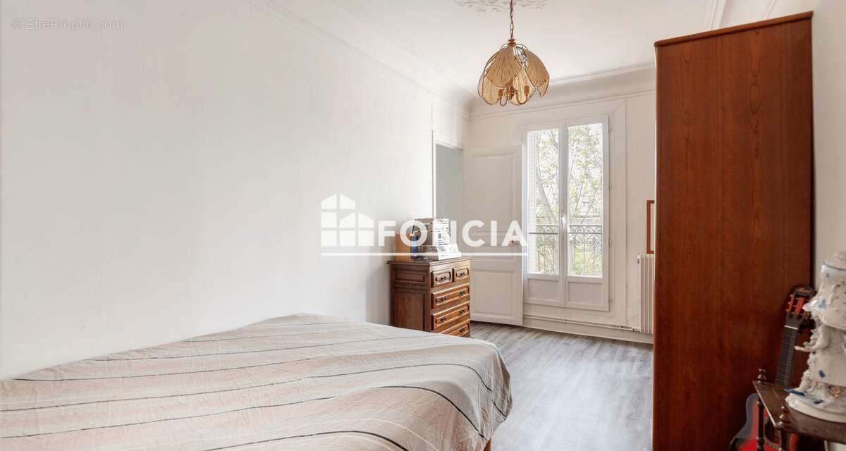 Appartement à PARIS-10E