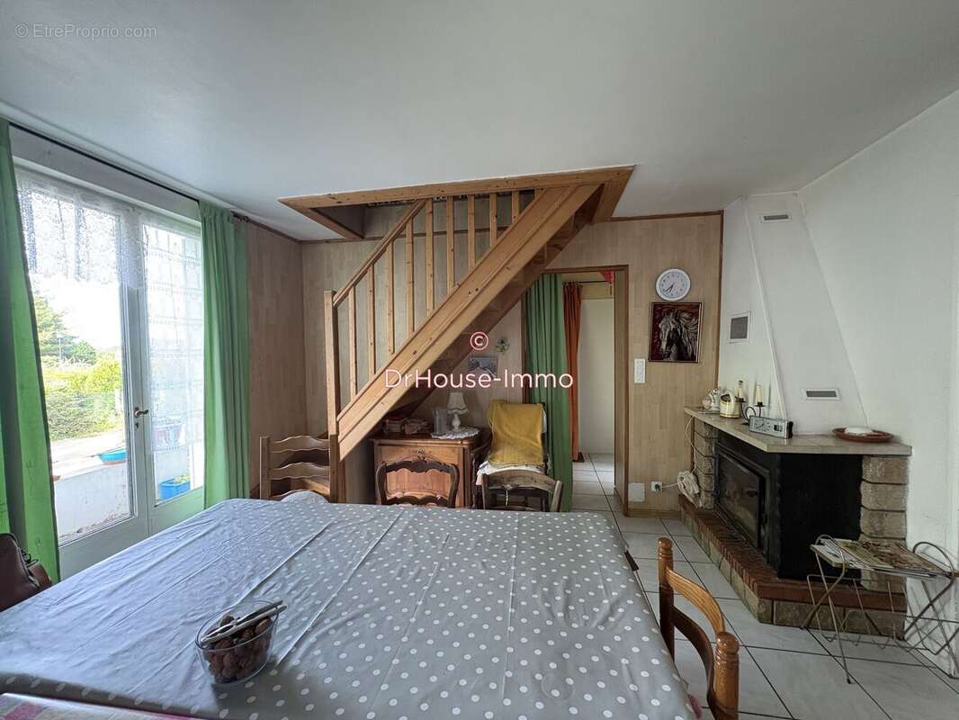 Maison 100 m² à Dampierre-En-Burly  - photo 9
