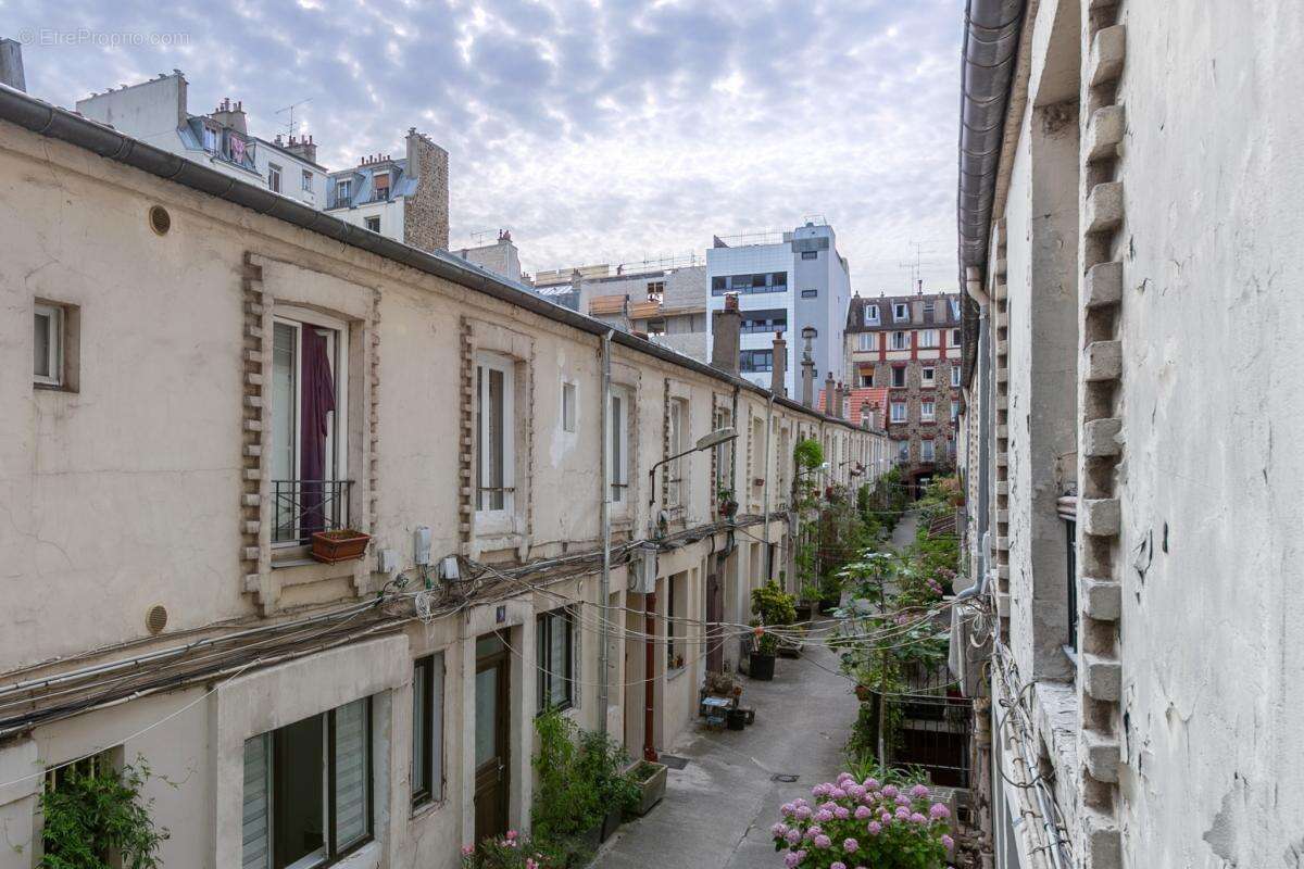 Appartement à PARIS-18E