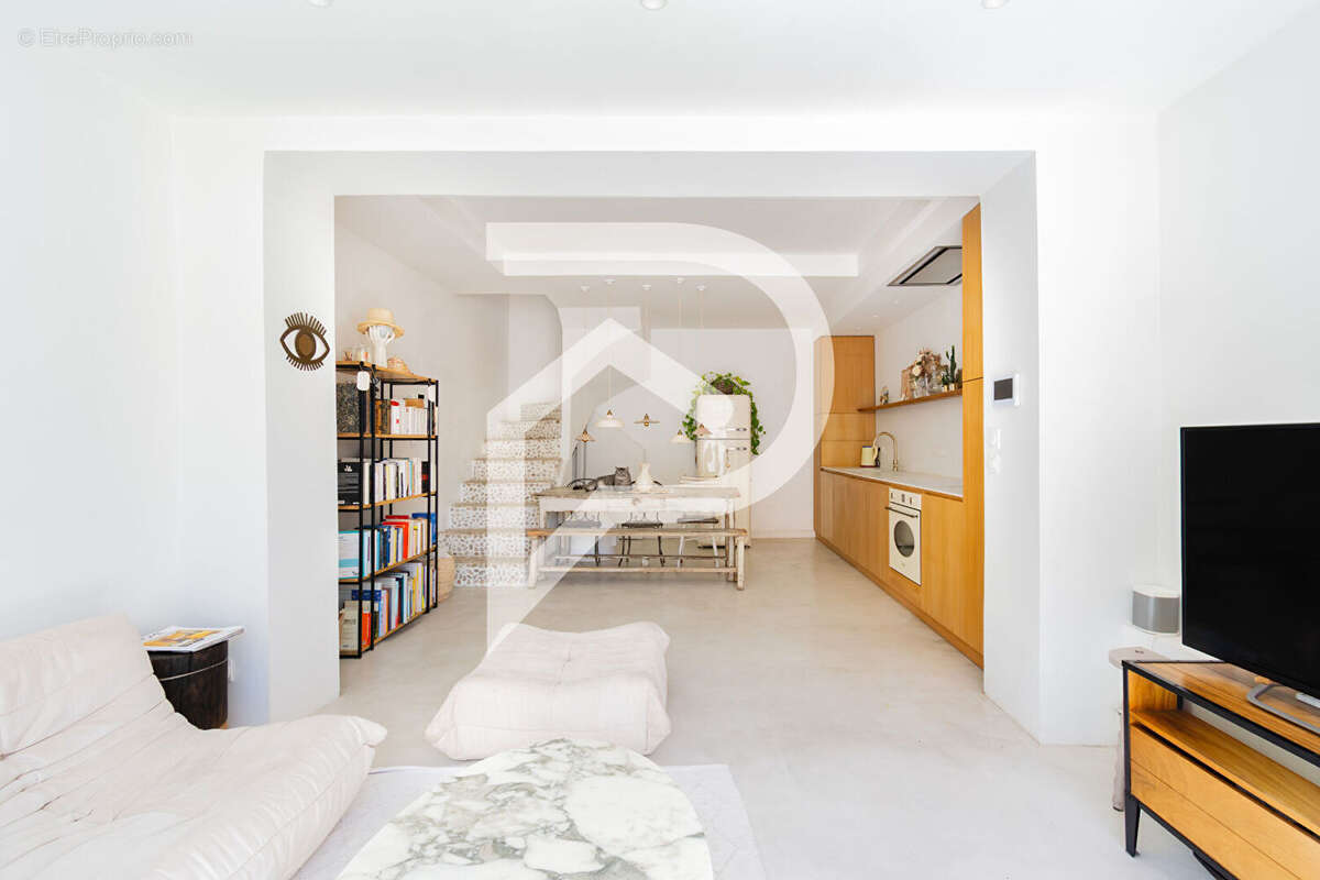 Maison à MARSEILLE-7E