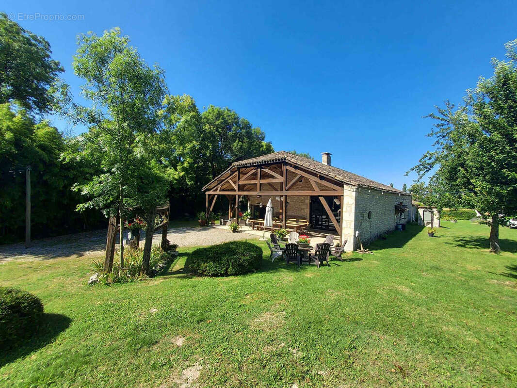 Maison à BAGAT-EN-QUERCY