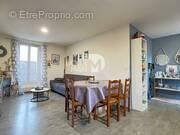 Appartement à LIMOURS