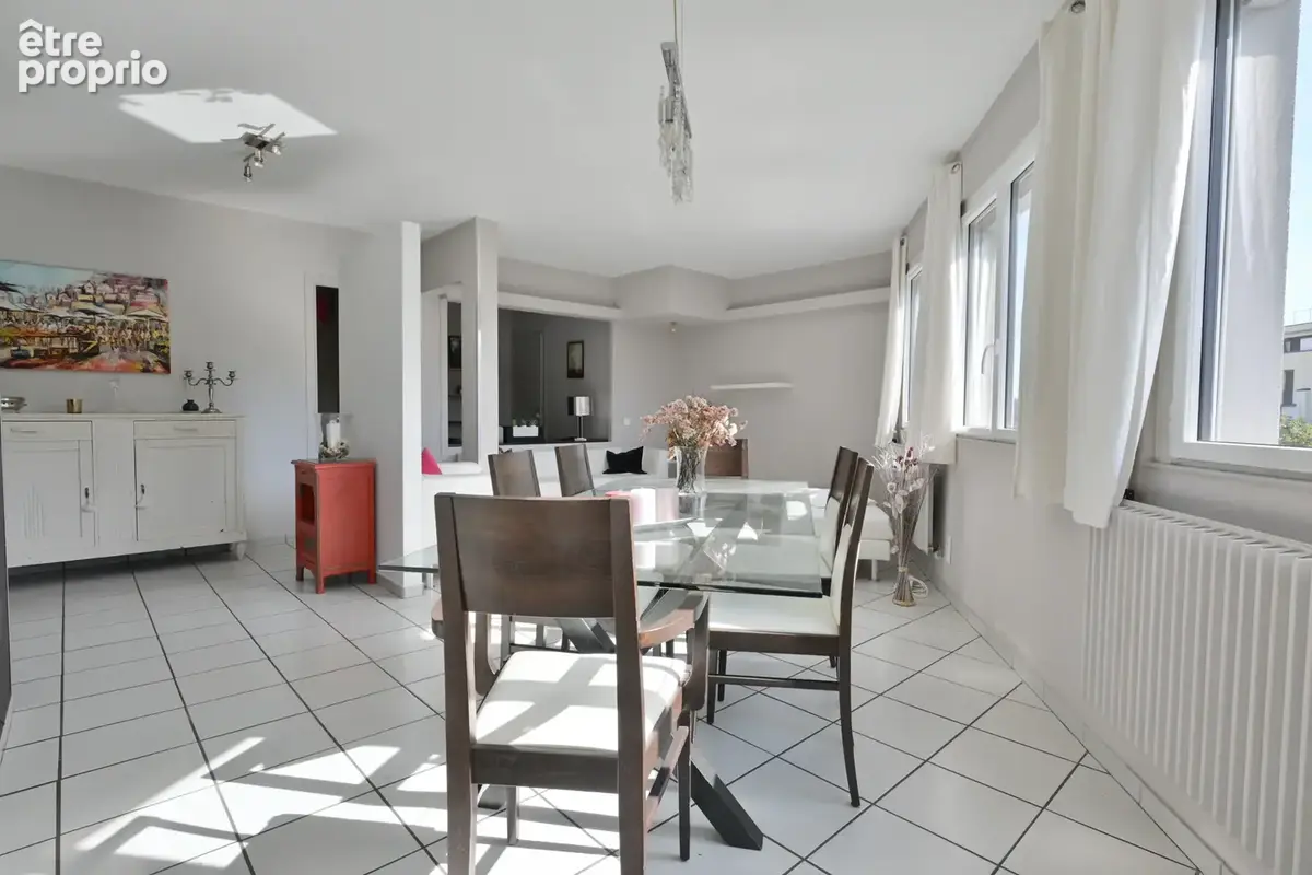 Appartement T3/T4 de 82 m2, balcon, cave et garage fermé   Secteur Beaulieu - photo 6