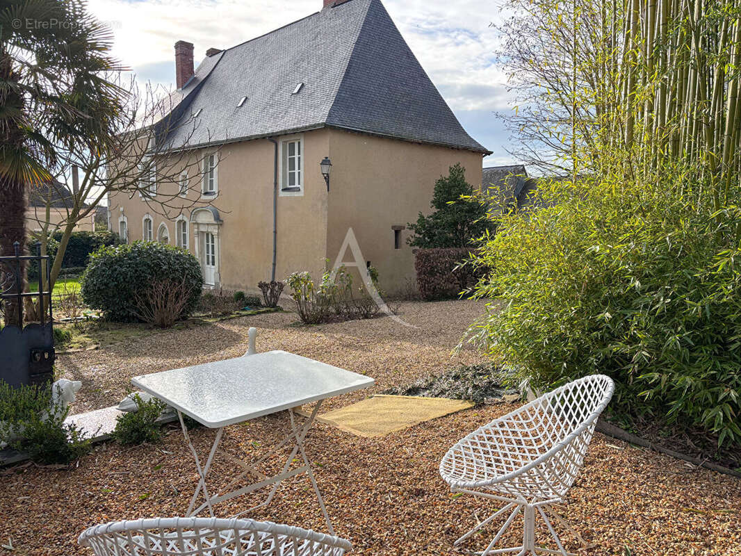 Maison à CHATEAU-GONTIER