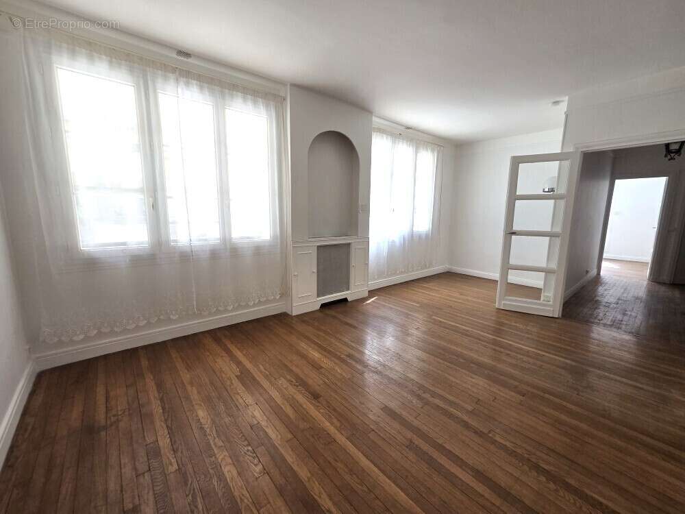 Appartement à ISSY-LES-MOULINEAUX