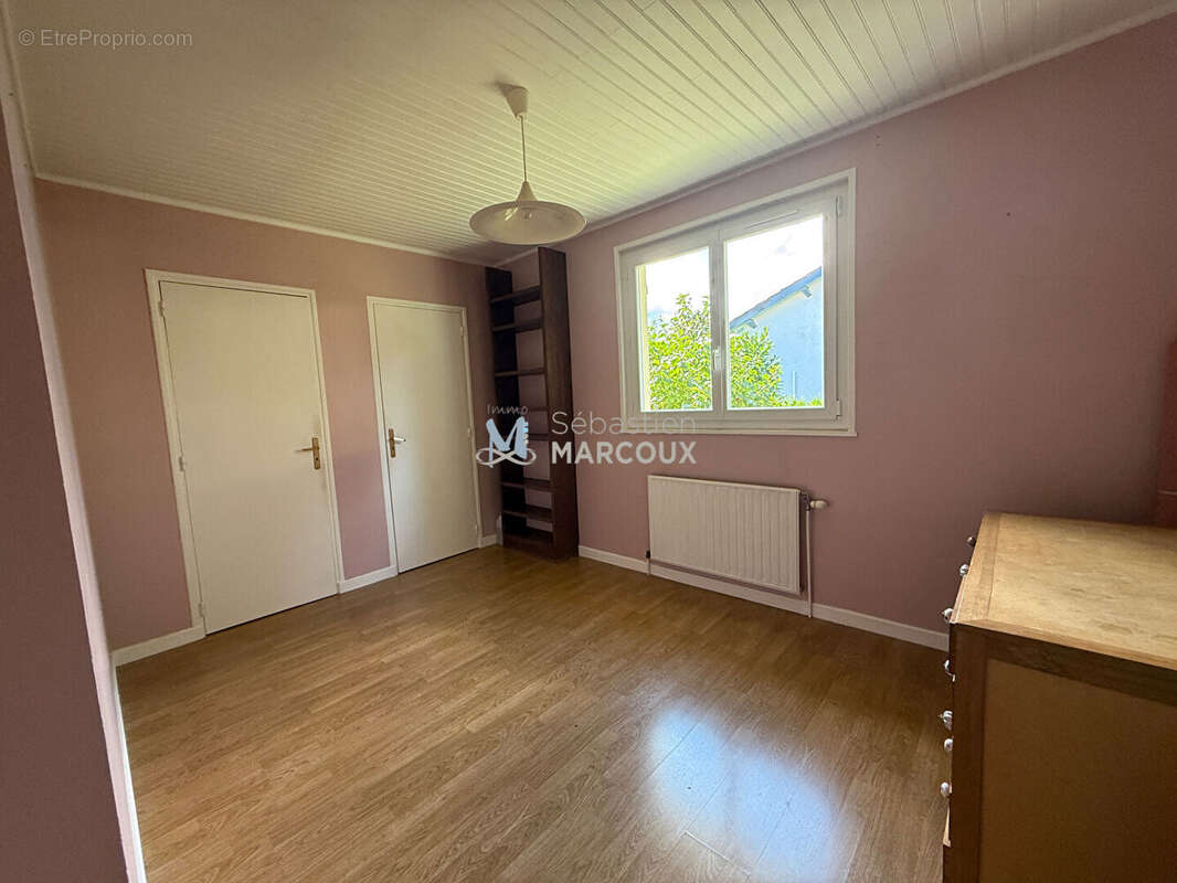 Maison à ROCHE-LA-MOLIERE