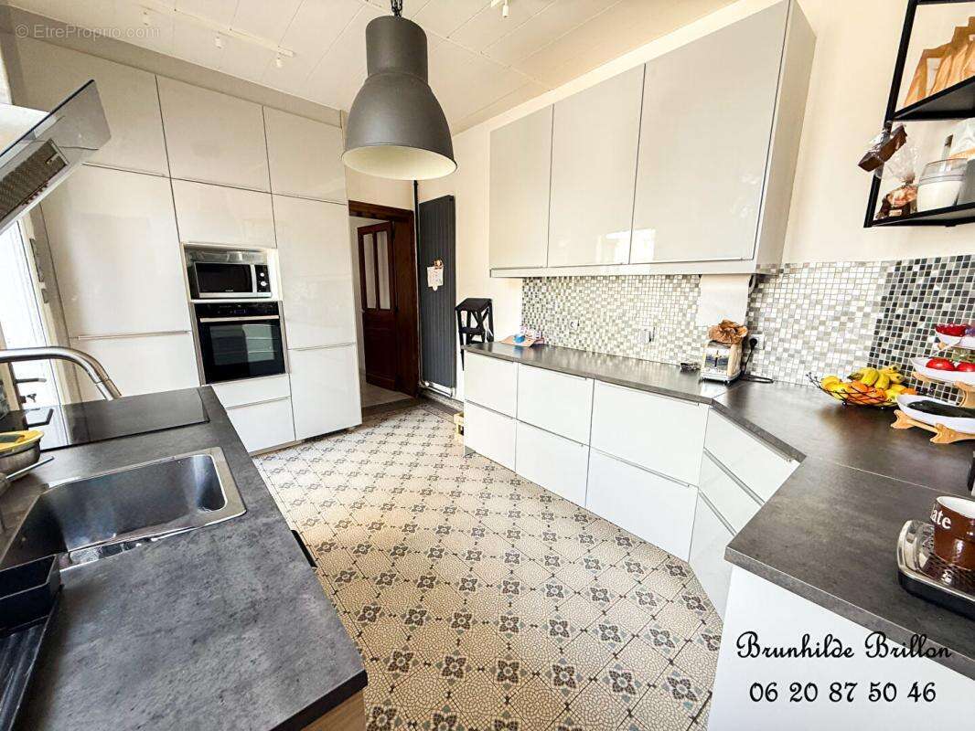 Angres, coeur de ville, maison 3 à 4 chambres, alliant charme et modernité - photo 8