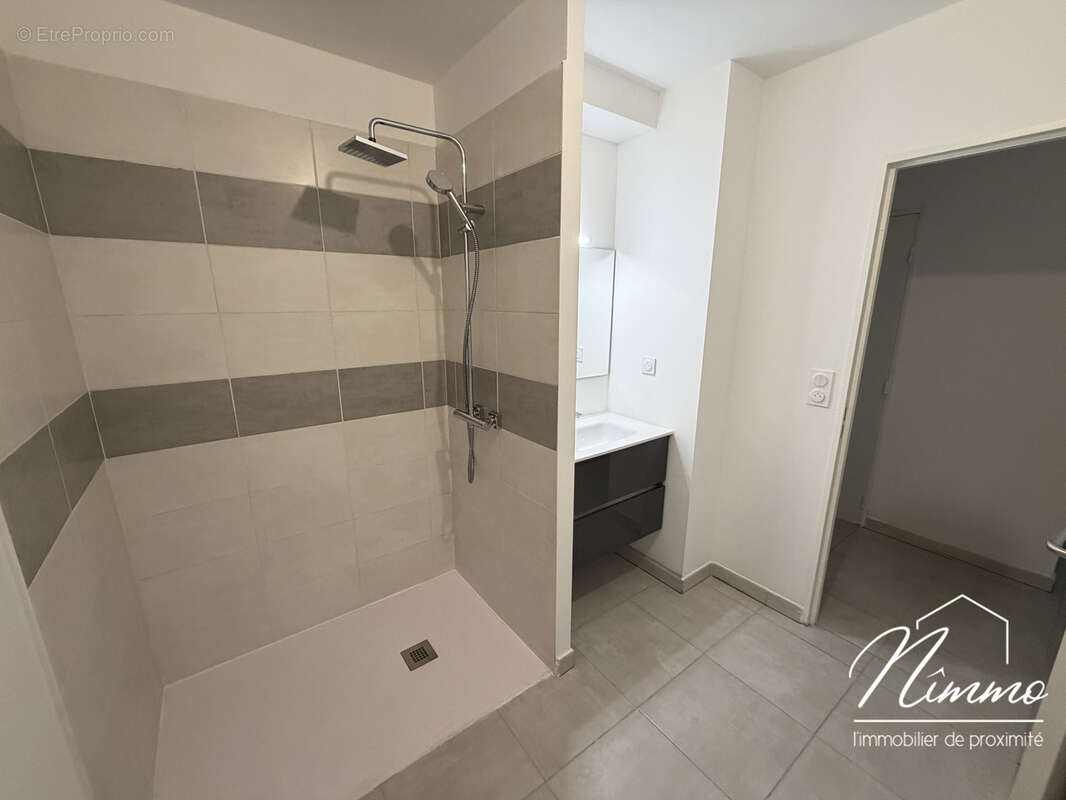Appartement à NIMES