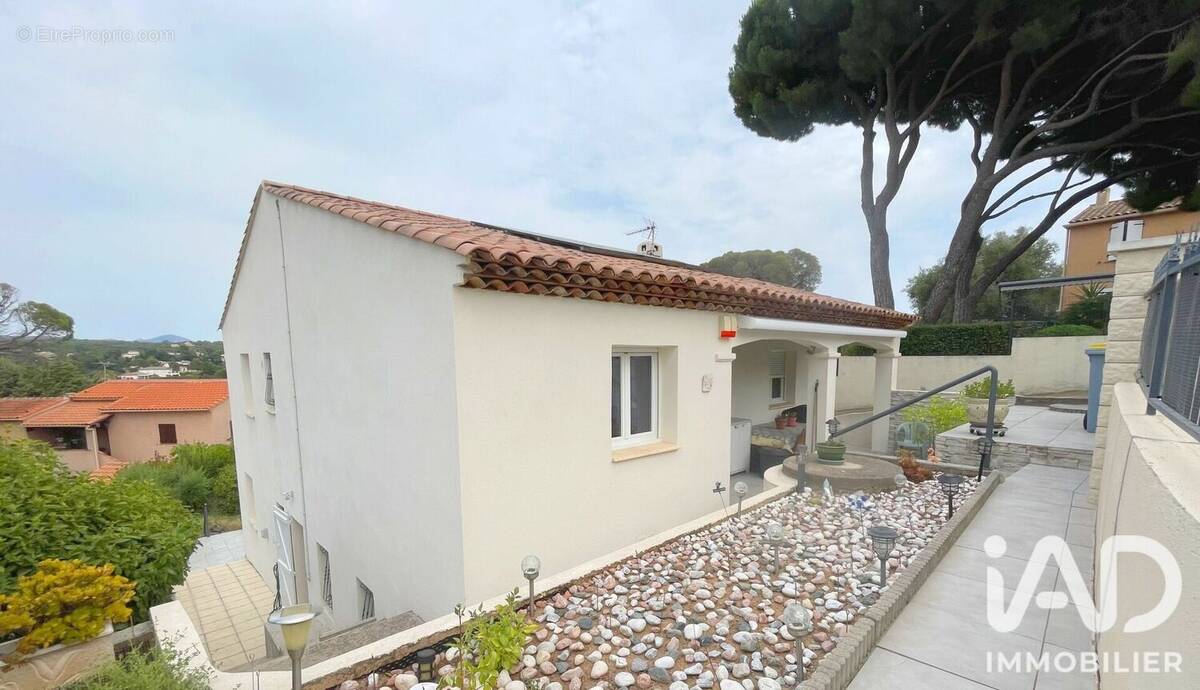Photo Maison à Frejus au prix de 542 000€