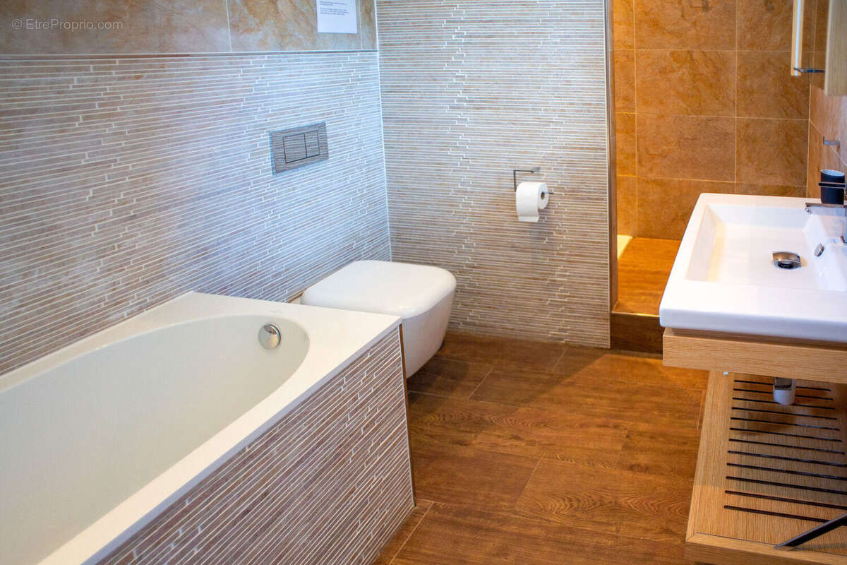 bathroom - Maison à MONTREAL