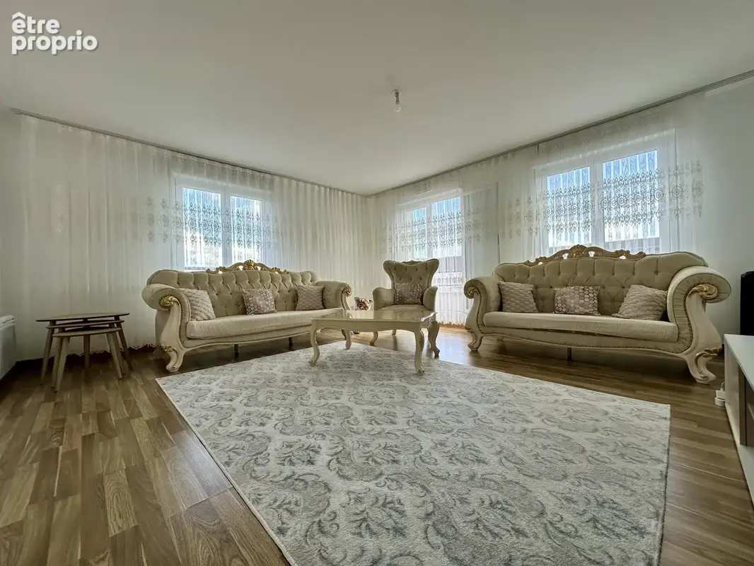 Appartement 3 pièces 71 m² à vendre à Val-De-Reuil (27100) - photo 1
