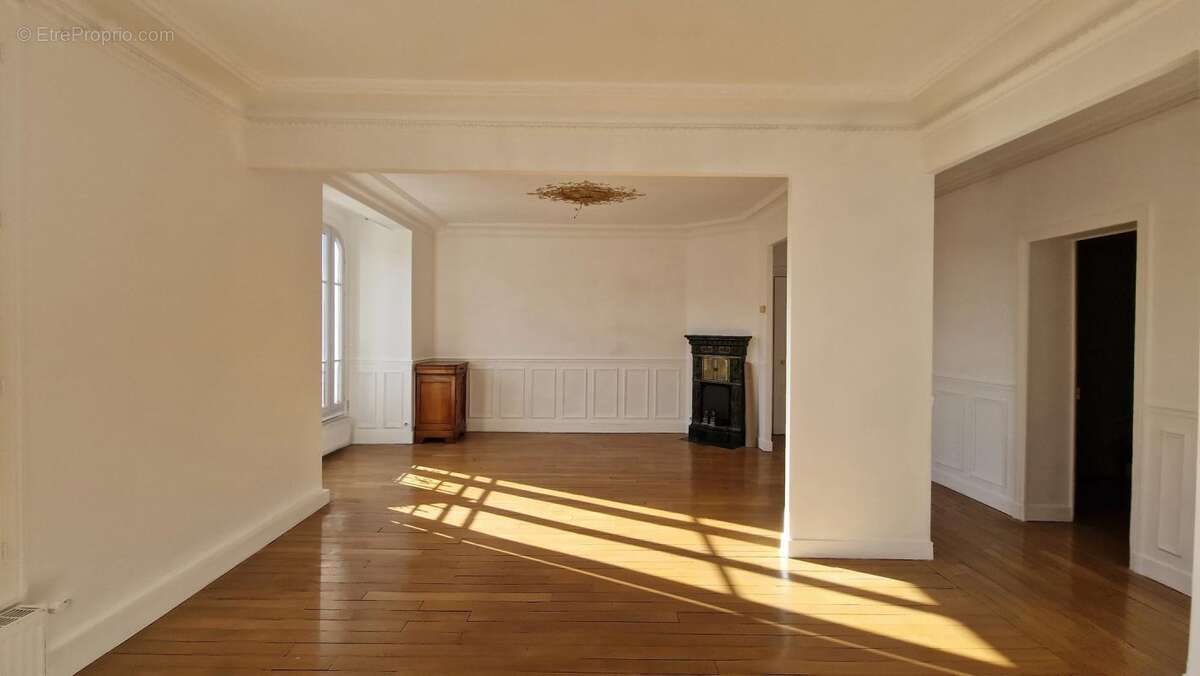 Appartement à BOIS-COLOMBES