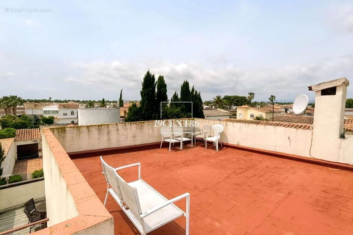 Maison à LE CHATEAU-D&#039;OLERON