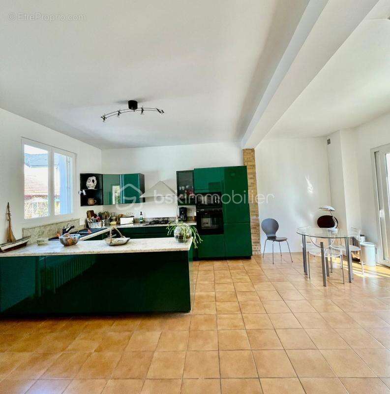 Maison à ROMAINVILLE