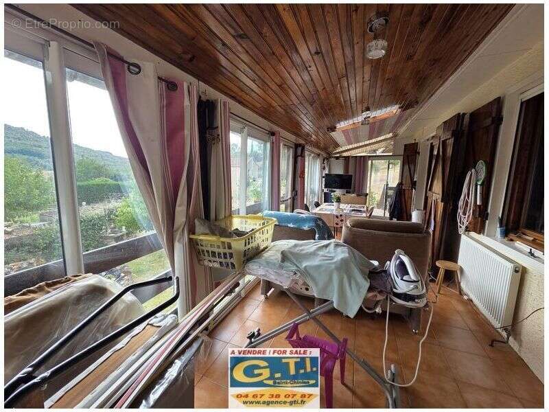 Maison à SAINT-CHINIAN