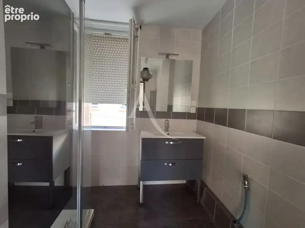 BEDARIEUX  a saisir ! Appartement spacieux au 2ème étage - photo 3