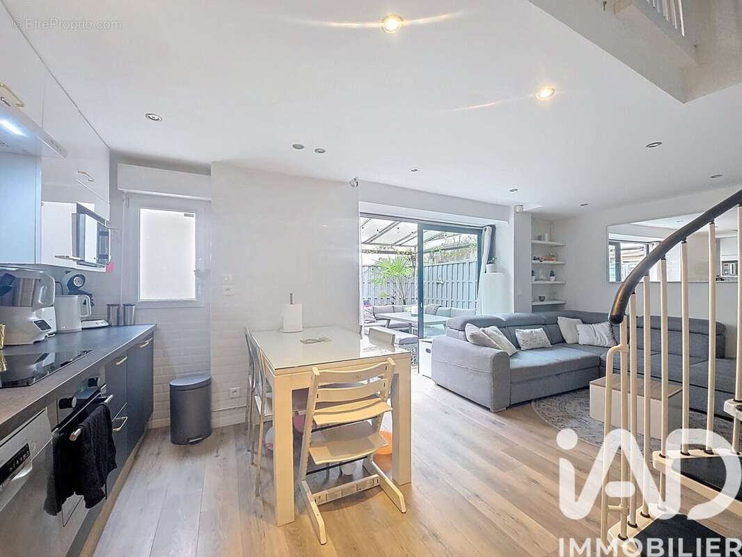 Photo 5 - Appartement à NANTERRE