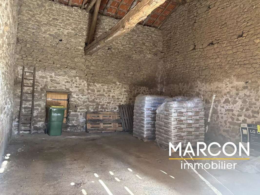 Maison à BESSINES-SUR-GARTEMPE