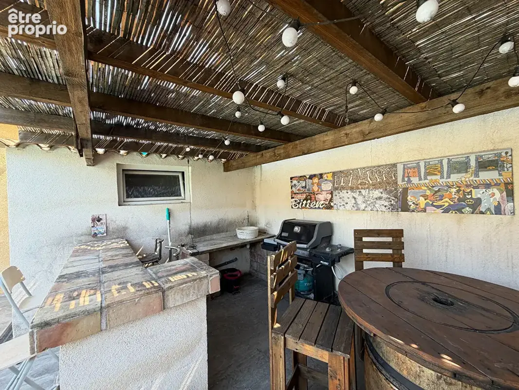 À vendre en exclusivité maison de plain pied de type 4 avec piscine et garage - secteur Eoures 13011 Marseille - photo 15
