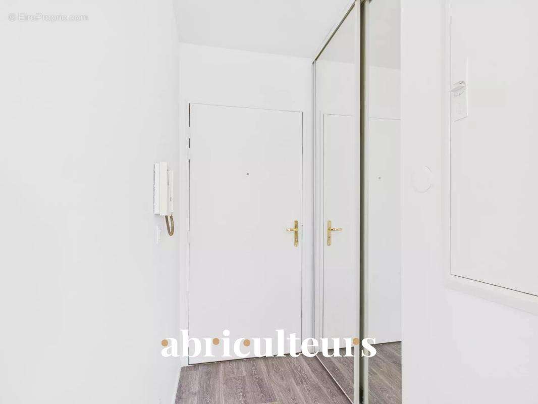 Appartement à SURVILLIERS