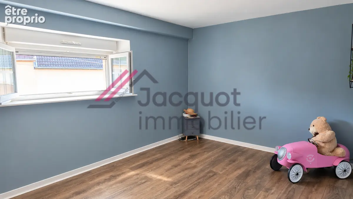 Maison 4 pièces 122 m² à vendre à Lons-Le-Saunier (39000) - photo 6