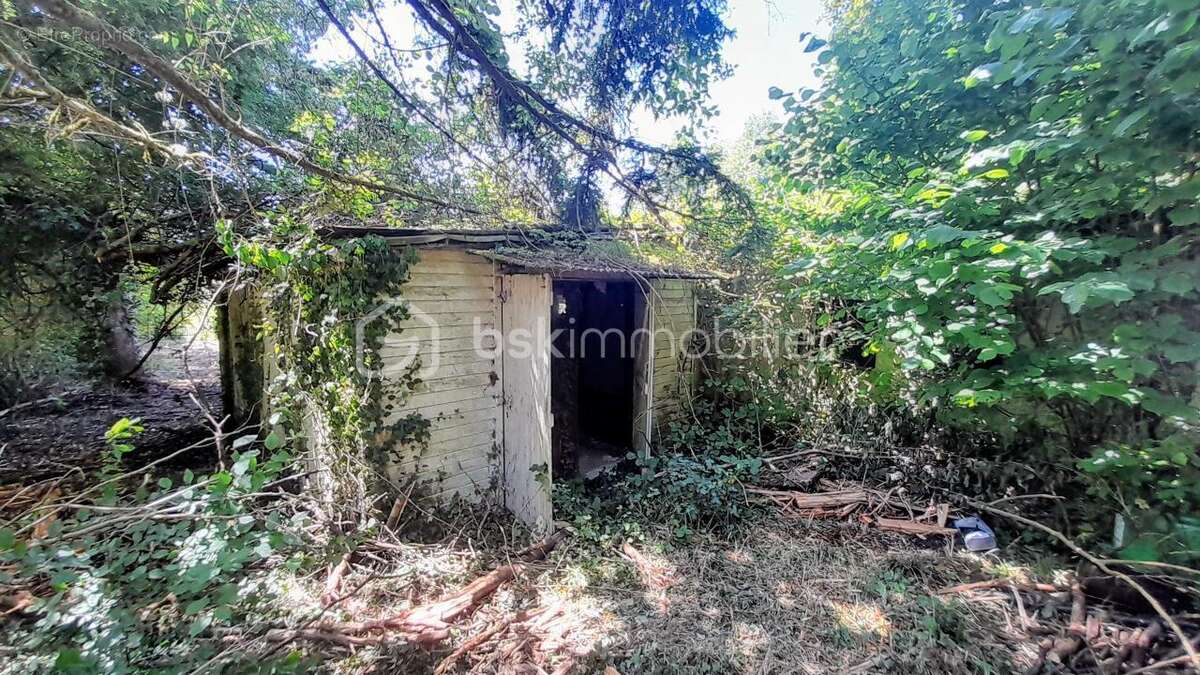 Terrain à CHAMPAGNE-SUR-SEINE