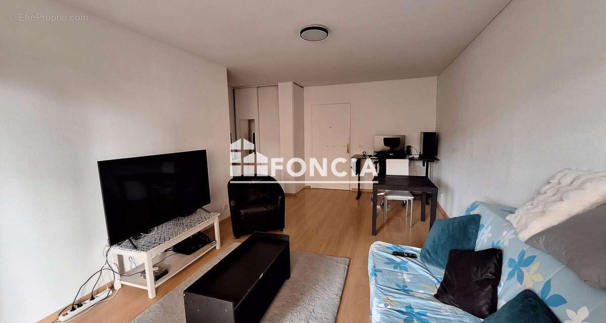 Appartement à SAINT-GENIS-POUILLY