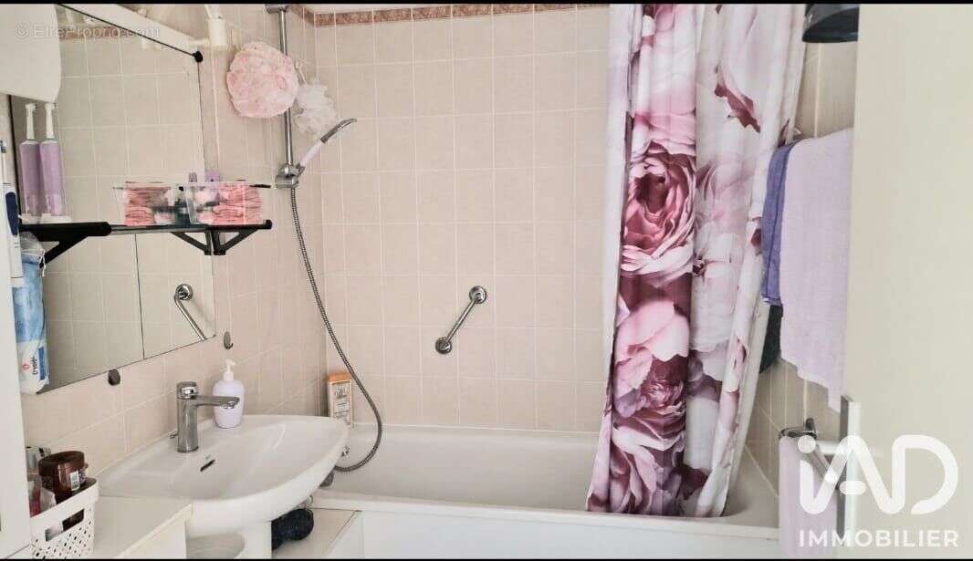 Photo 8 - Appartement à JOUY-LE-MOUTIER