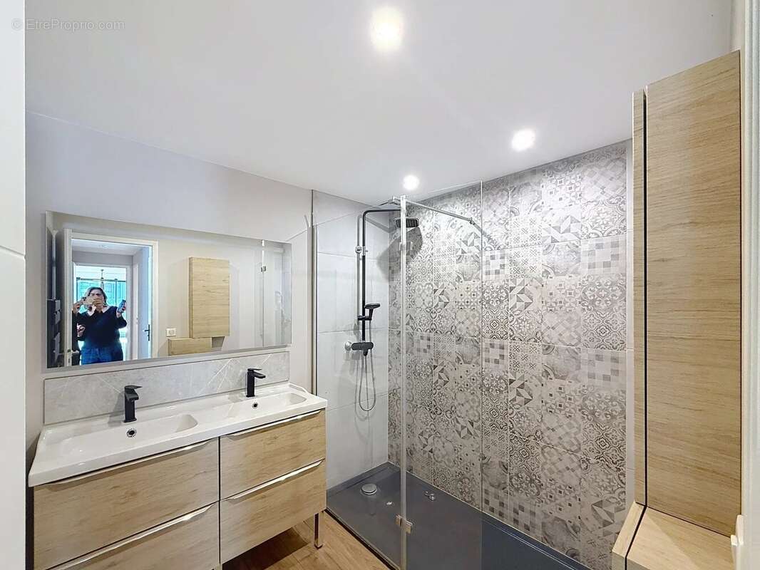 Appartement à LE CANNET